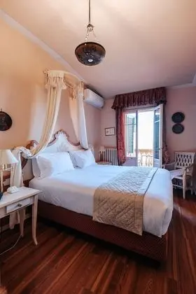 Superior Tek Büyük Yataklı Oda