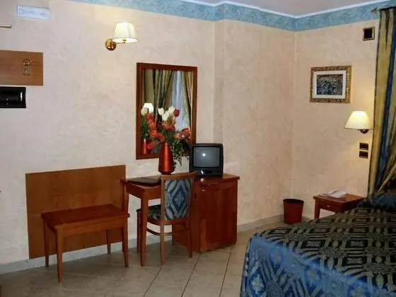 Standard Tek Büyük veya İki Ayrı Yataklı Oda, Deniz Manzaralı