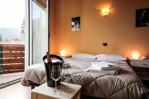 Tek Büyük Yataklı Oda, 1 Büyük (Queen) Boy Yatak, Sigara İçilmez