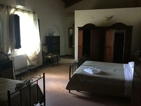 Standard Üç Kişilik Oda, Balkon, Bahçe Manzaralı