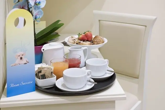 Standard Tek Büyük veya İki Ayrı Yataklı Oda