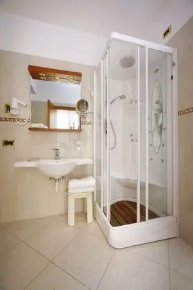 Superior Tek Büyük veya İki Ayrı Yataklı Oda