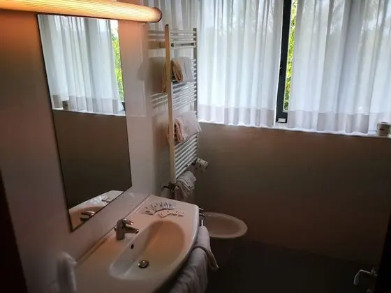 Üç Kişilik Oda, Bahçe Manzaralı