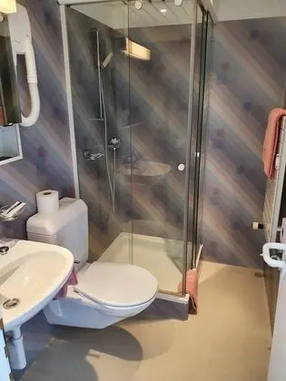 Tek Büyük Yataklı Oda, Balkon