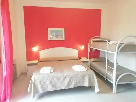 Dört Kişilik Oda