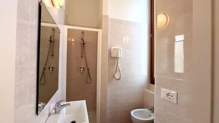 Comfort Üç Kişilik Oda, Birden Çok Yatak, Sigara İçilmez, Özel Banyo