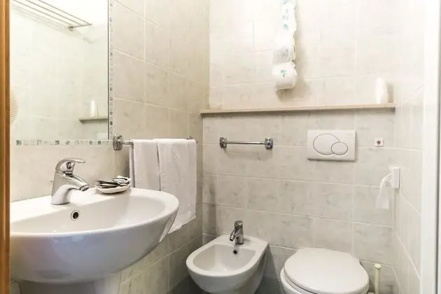 Üç Kişilik Oda, Balkon