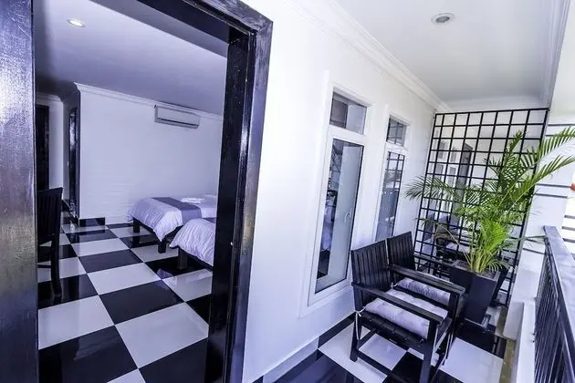 Deluxe Twin Room, Pool View