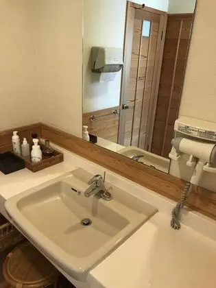 Traditional Oda, Özel Banyo (Japanese Western Style)