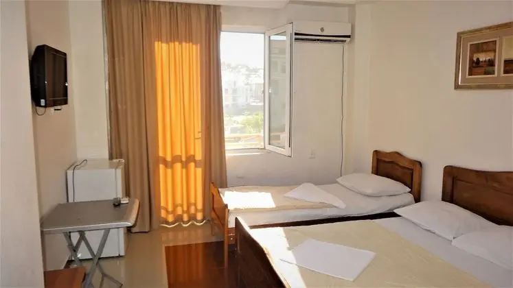 Standard Dört Kişilik Oda, Balkon