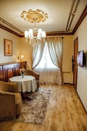 Family Dağ Evi, Kişiye Özel Havuzlu