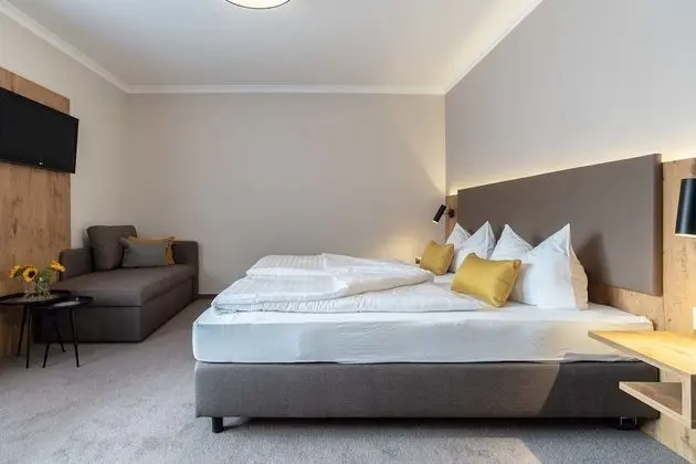 Comfort Tek Büyük Yataklı Oda