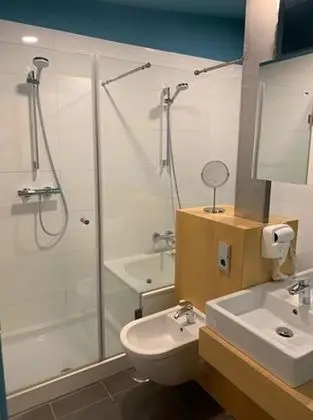 Deluxe Tek Büyük veya İki Ayrı Yataklı Oda