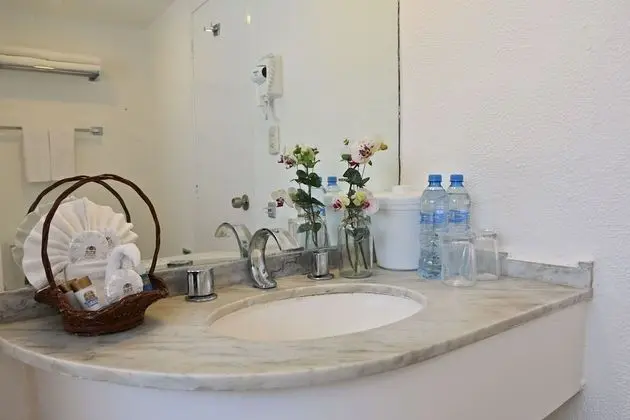 Standard Tek Büyük Yataklı Oda, 2 Çift Kişilik Yatak, Okyanus Manzaralı