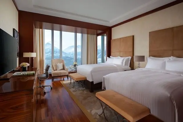 Grand Oda, 2 Çift Kişilik Yatak, Köşe