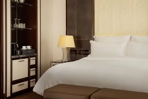 Grand Oda, 1 En Büyük (King) Boy Yatak, Şehir Manzaralı