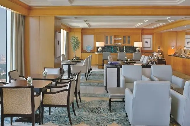 Club Süit, 1 En Büyük (King) Boy Yatak, Sigara İçilmez, Balkon (Ambassador, Club Lounge Access)