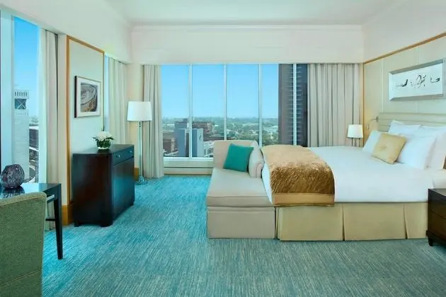Junior Suite with Lounge access, Two Double Beds, Non Smoking, Balcony