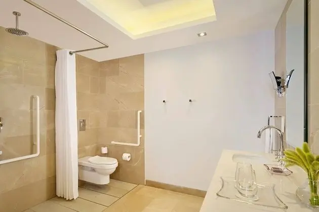 Deluxe Oda, 1 En Büyük (King) Boy Yatak, Sigara İçilmez, Deniz Manzaralı