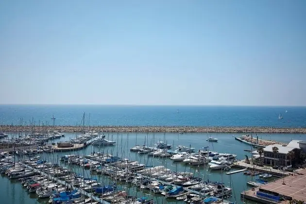 Süit, 1 En Büyük (King) Boy Yatak, Sigara İçilmez, Deniz Manzaralı