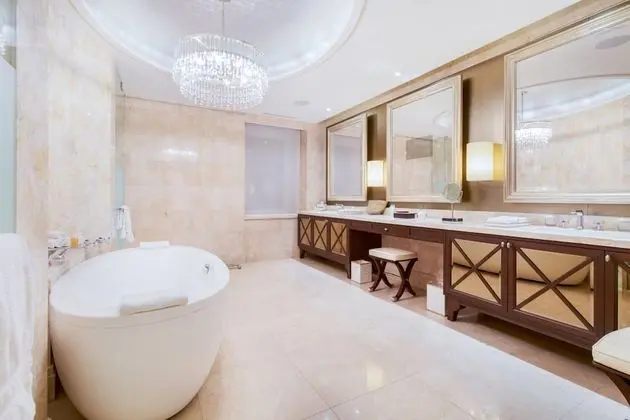 Royal Süit, 1 Çift Kişilik Yatak