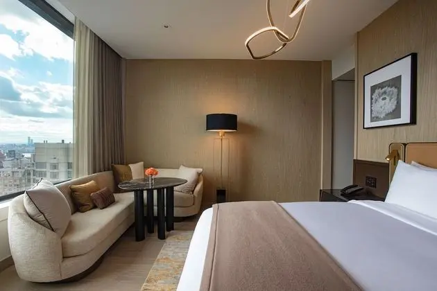 Club Oda, 1 En Büyük (King) Boy Yatak, Sigara İçilmez (Superior Room, Club Floor)