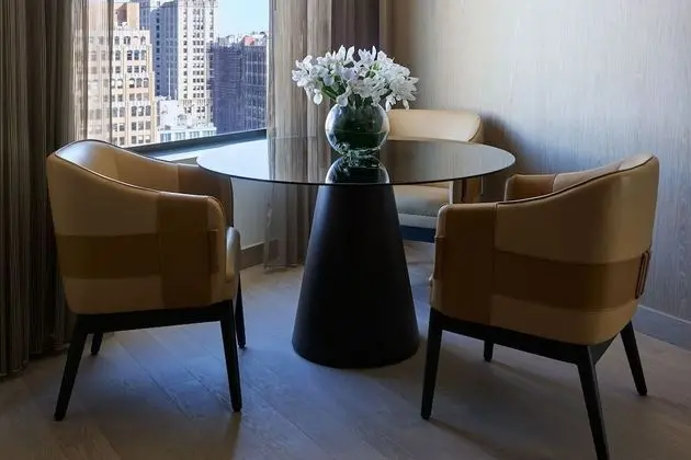 Club Süit, 1 Yatak Odası, Sigara İçilmez (Corner Madison Suite, High Floor)