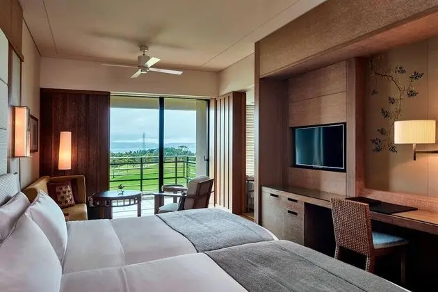 Oda, 2 Çift Kişilik Yatak, Balkon, Kısmi Deniz Manzarası