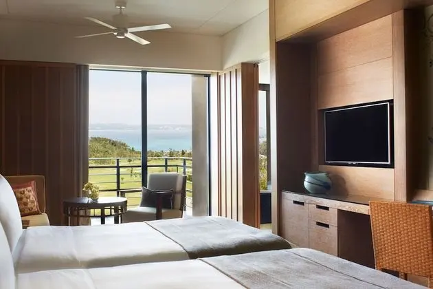 Oda, 2 Çift Kişilik Yatak, Balkon, Kısmi Deniz Manzarası