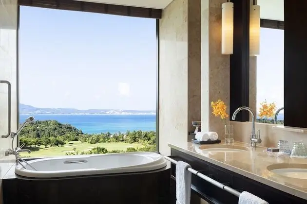 Oda, 2 Çift Kişilik Yatak, Balkon, Kısmi Deniz Manzarası
