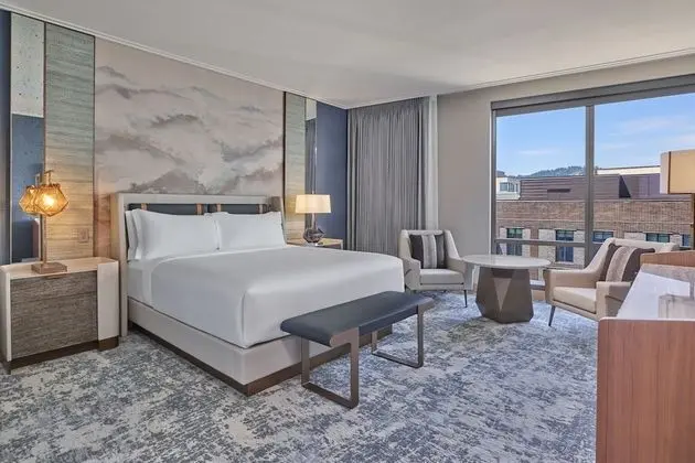 Deluxe Oda, 1 En Büyük (King) Boy Yatak, Dağ Manzaralı