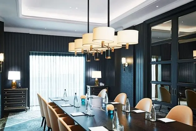 Club Oda, 1 En Büyük (King) Boy Yatak, Sigara İçilmez, Golf Manzaralı