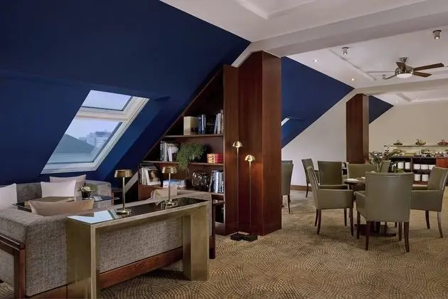 Premium Süit, 1 En Büyük (King) Boy Yatak (Premium Executive, Club Lounge Access)