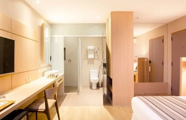 Executive Oda, Balkon, Kısmi Deniz Manzaralı