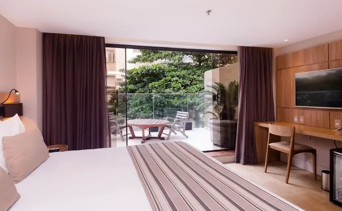 Executive Oda, Balkon, Kısmi Deniz Manzaralı