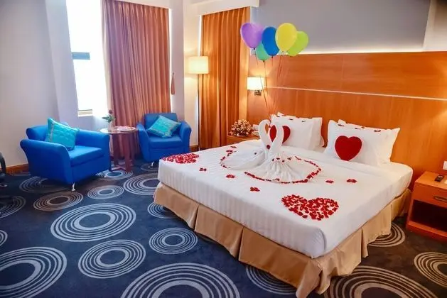 Deluxe Tek Büyük Yataklı Oda