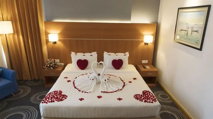 Deluxe Tek Büyük Yataklı Oda