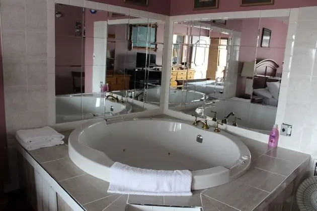 Honeymoon Süit, 1 Büyük (Queen) Boy Yatak, Sıcak Su Küveti