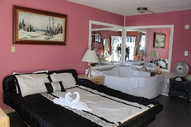Honeymoon Süit, 1 Büyük (Queen) Boy Yatak, Sıcak Su Küveti