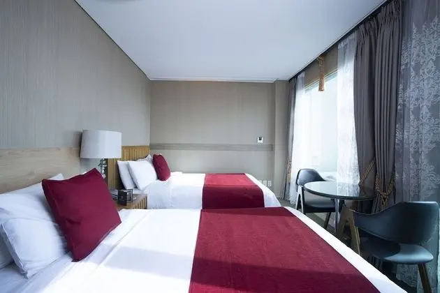 Deluxe Tek Büyük Yataklı Oda, Göl Manzaralı