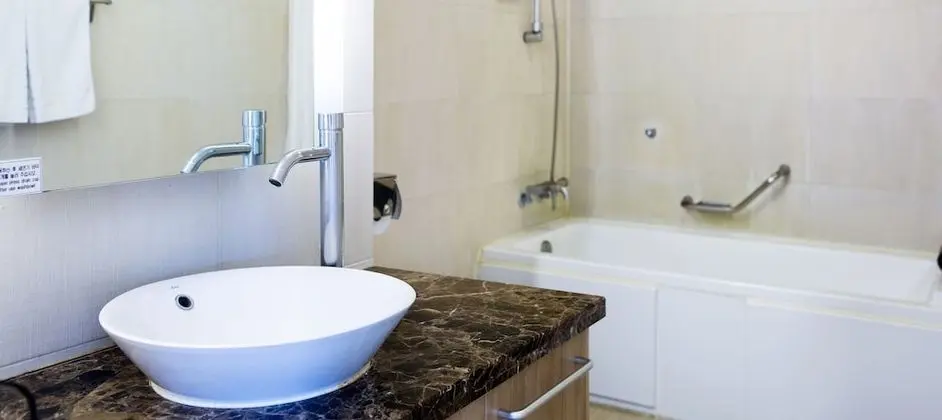 Deluxe Tek Büyük Yataklı Oda, Göl Manzaralı