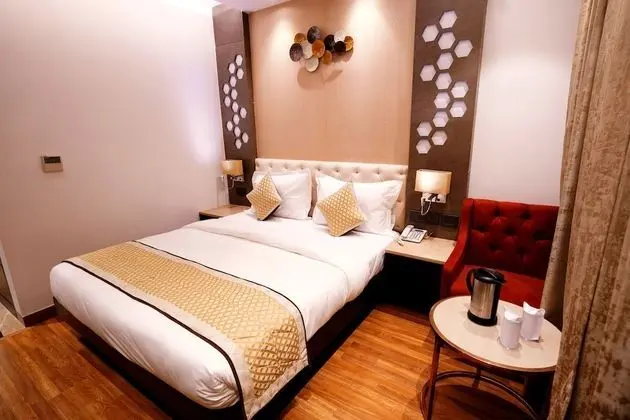 Deluxe Tek Büyük Yataklı Oda
