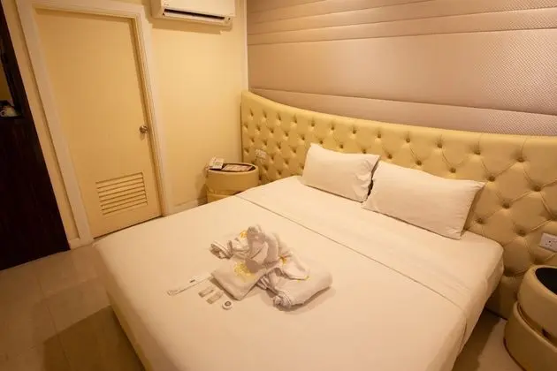 Deluxe Oda, Penceresiz (without window)