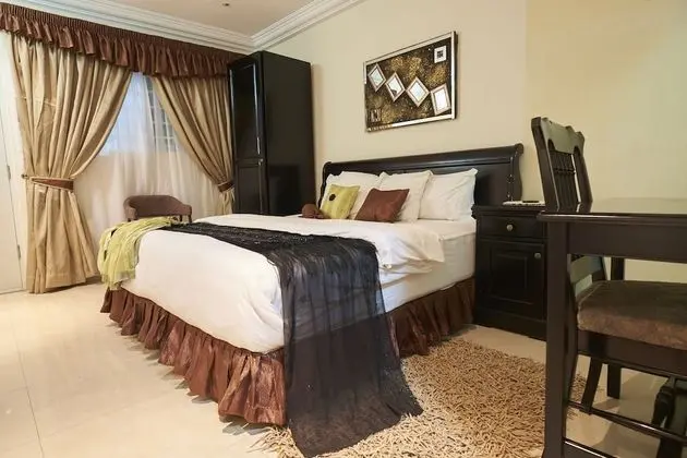 Deluxe Tek Büyük Yataklı Oda, 1 Büyük (Queen) Boy Yatak, Küçük Mutfak