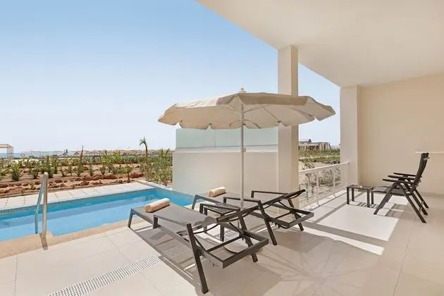Junior Süit, Teras (Swim-up & Adults Only)