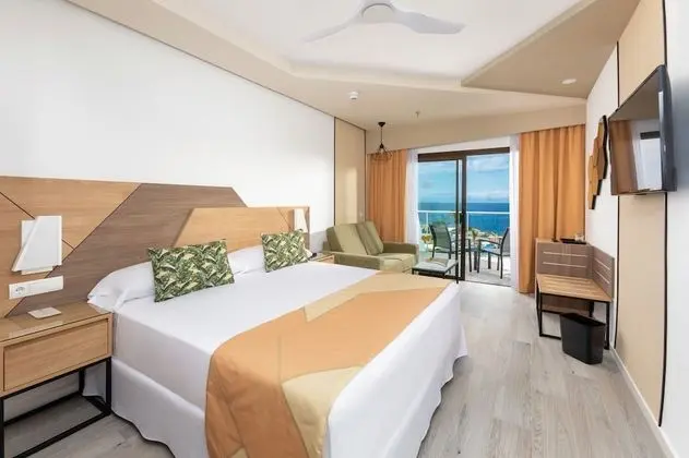 Tek Büyük Yataklı Oda, Balkon, Deniz Manzaralı