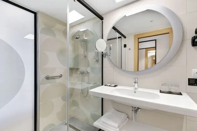 Standard Tek Büyük Yataklı Oda, Balkon