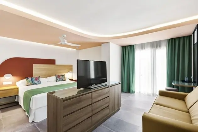 Tek Büyük Yataklı Oda, Balkon (Large)