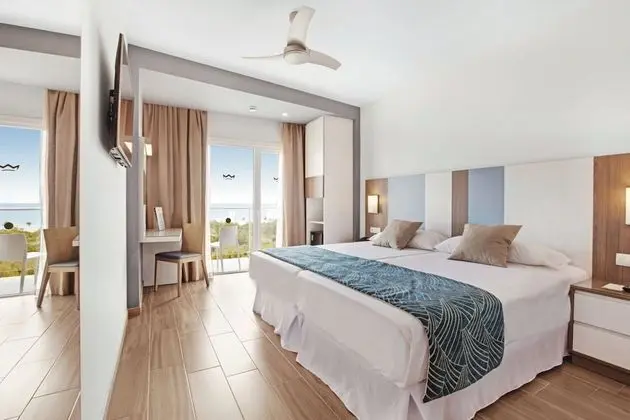 Tek Büyük Yataklı Oda, Balkon