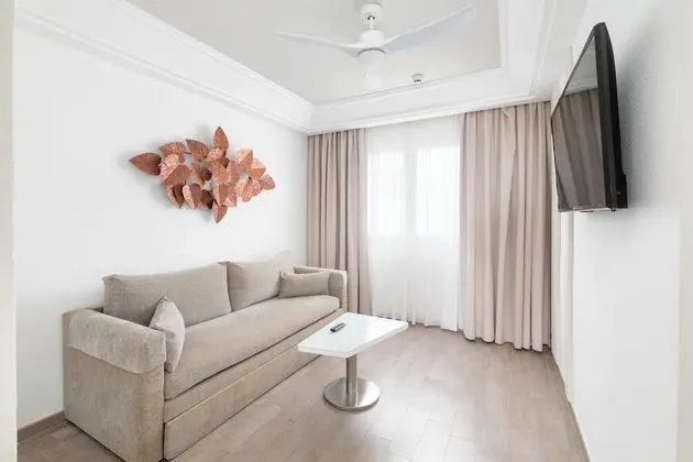Süit, Balkon, Deniz Manzaralı